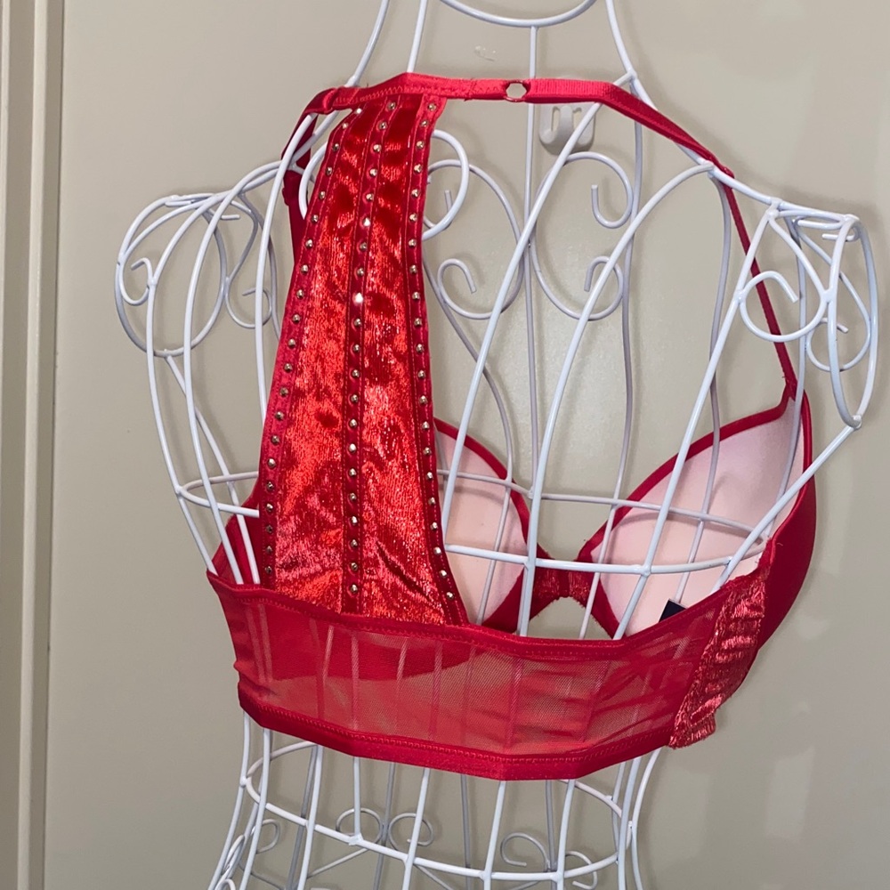 Victoria's Secret Vibrant Red Bra - Picture 3 of 4